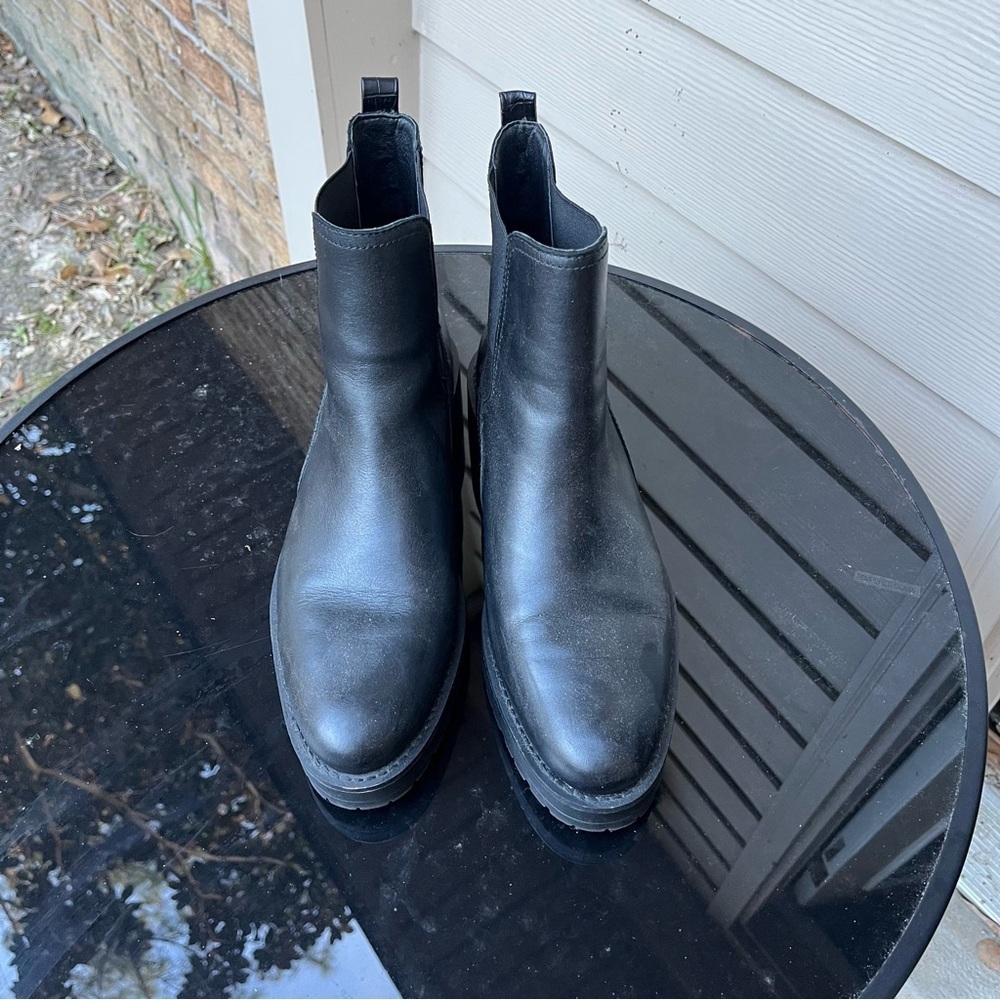 Sam Edelman Sleek Black Leather Ankle Chelsea Boots